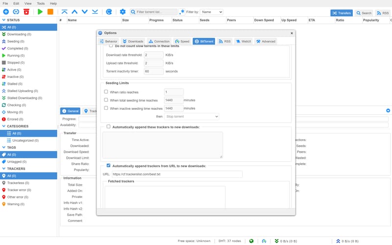 qBittorrent 的 BitTorrent 选项页:上面是不带 URL 的静态列表,下面勾选的是「Automatically append trackers from URL to new downloads」